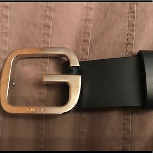 Authentic Gucci belt - in impeccable condition.